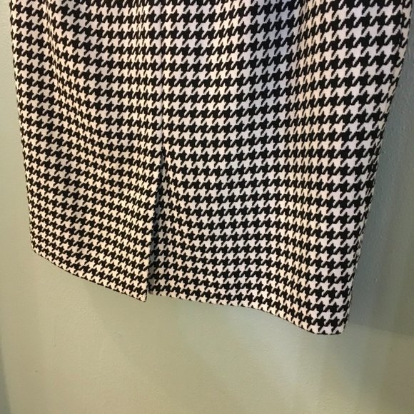 NWOT Calvin Klein Houndstooth Pencil Skirt - Picture 4 of 9